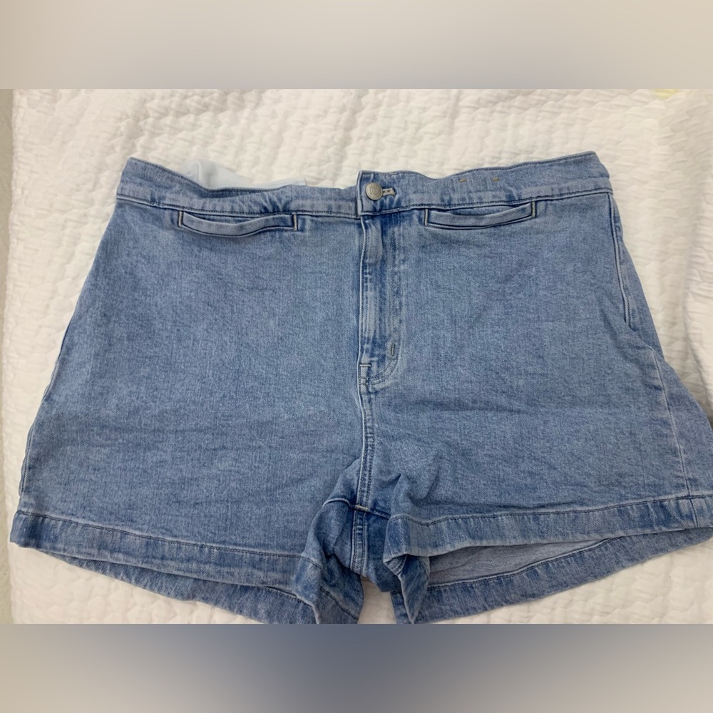 Madewell Blue Jean Shorts Classic Design